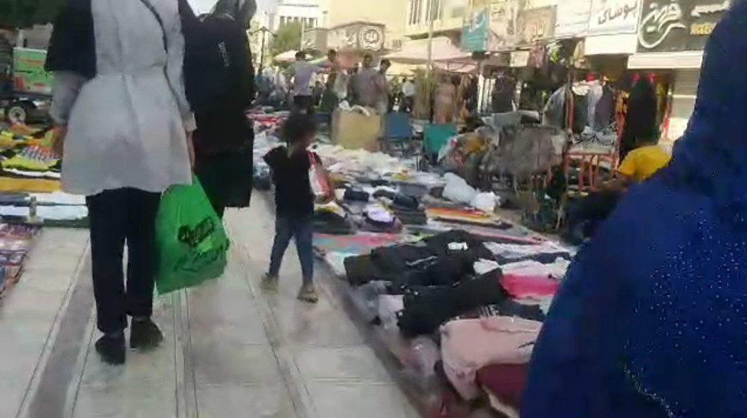 ساماندهی دست فروشان پیاده راه حافظ و بازار روز بندرعباس