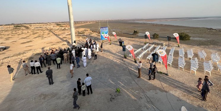 پیام صلح و دوستی از کنار آب‌های نیلگون خلیج فارس