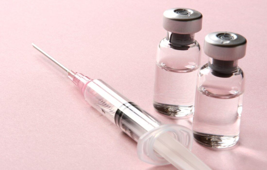 تزریق واکسن مننژیت زائران حج در هرمزگان انجام شد
