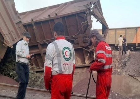 قطار باری در بندرعباس جان راننده قطار را گرفت