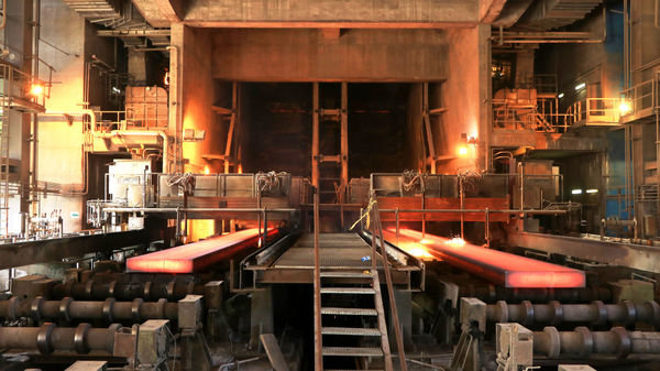 ثبت چهار رکورد تولید روزانه احیای مستقیم فولاد هرمزگان