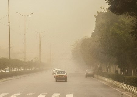 آلودگی شدید هوا در بندرعباس شهروندان از خروج خودداری کنند